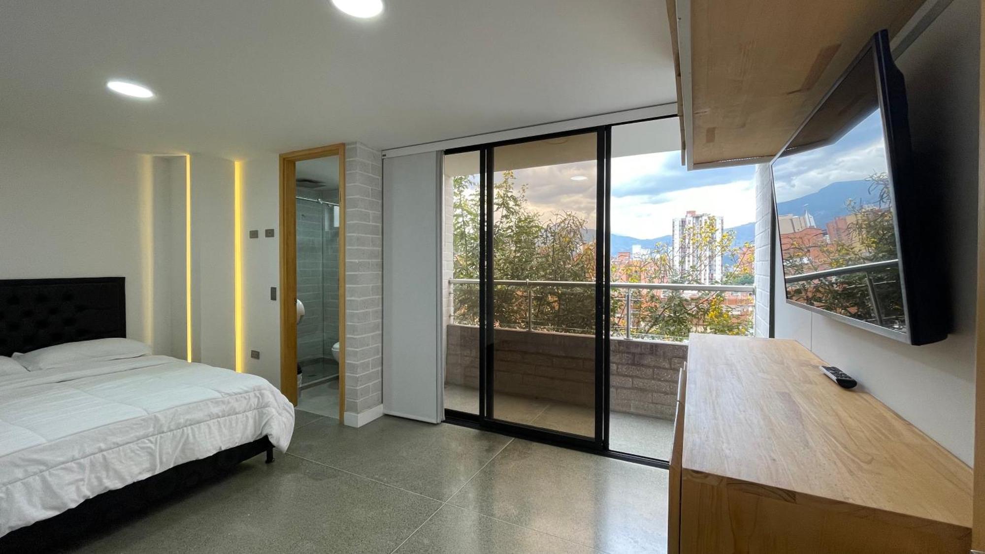 דירות מדיין Edificio Helena מראה חיצוני תמונה